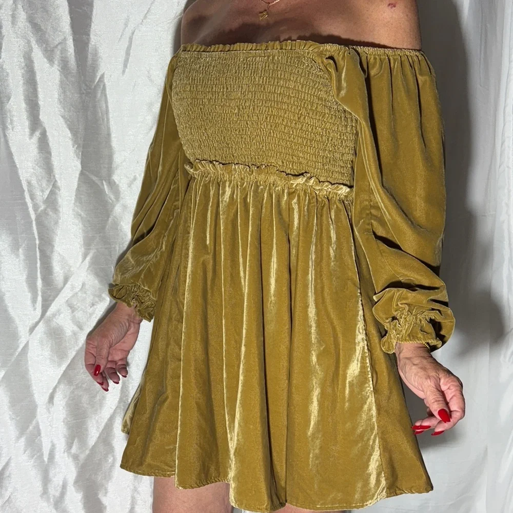 Free People Gold Velvet Off-Shoulder Lace-Up Back Mini Dress Size S
